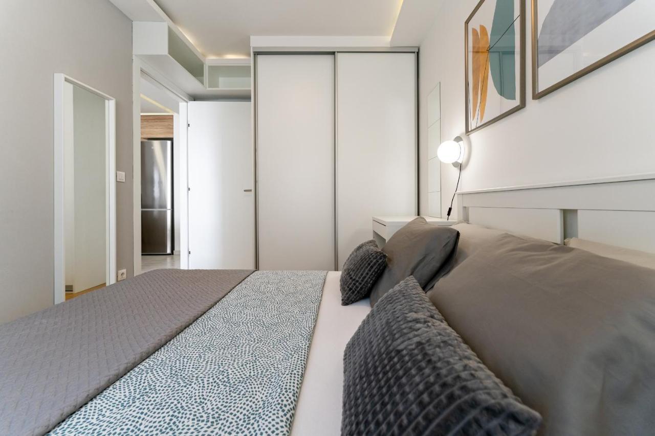 Apartment Lux 1- With Garage And Balcony