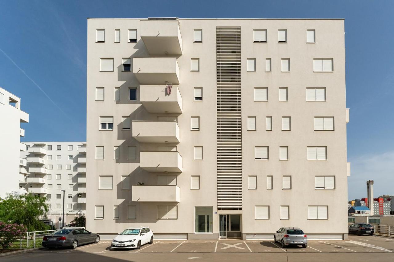 Apartment Lux 1- With Garage And Balcony *